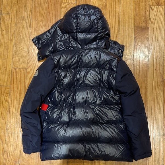 Moncler kids winter puffer jacket - Picture 8 of 8
